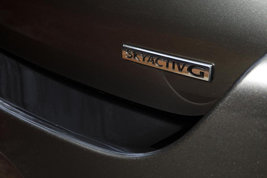 Детали экстерьера Mazda3 Sedan 2019 года  (NA) (фото 40 из 58)